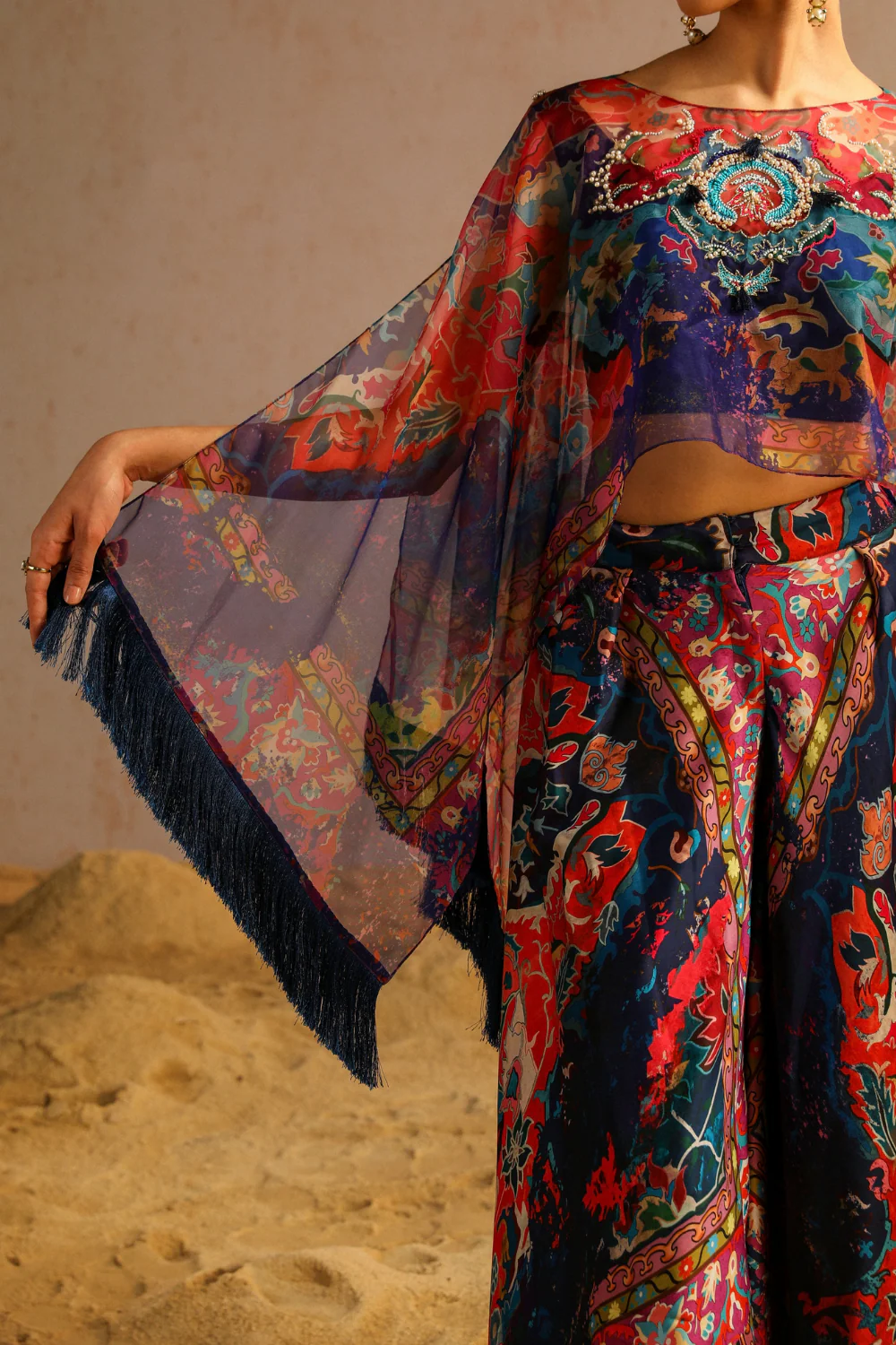 Blue pants with blouse and cape - Image 4