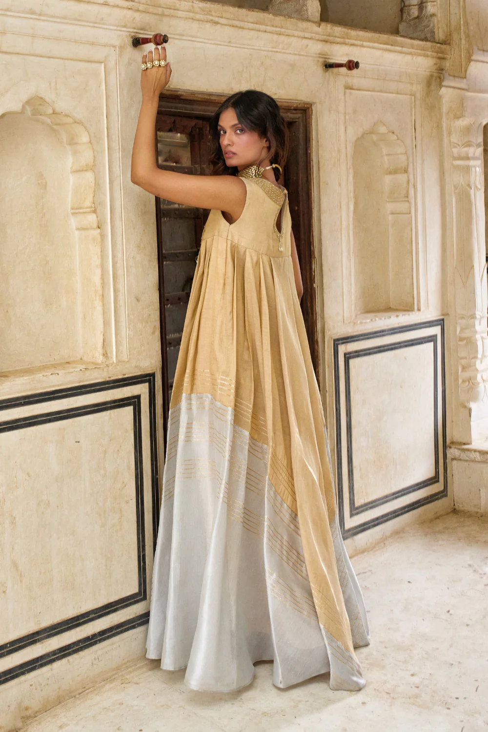 Champagne gold and moonlight mist choga - Image 5