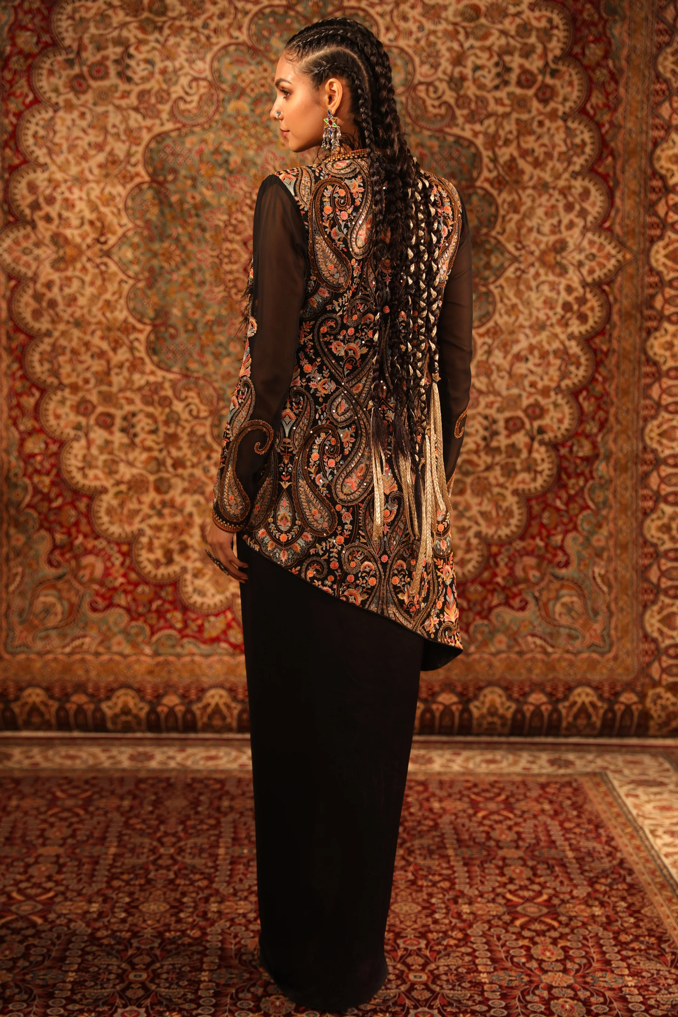 Black Kashida Hi-low jacket set - Image 4