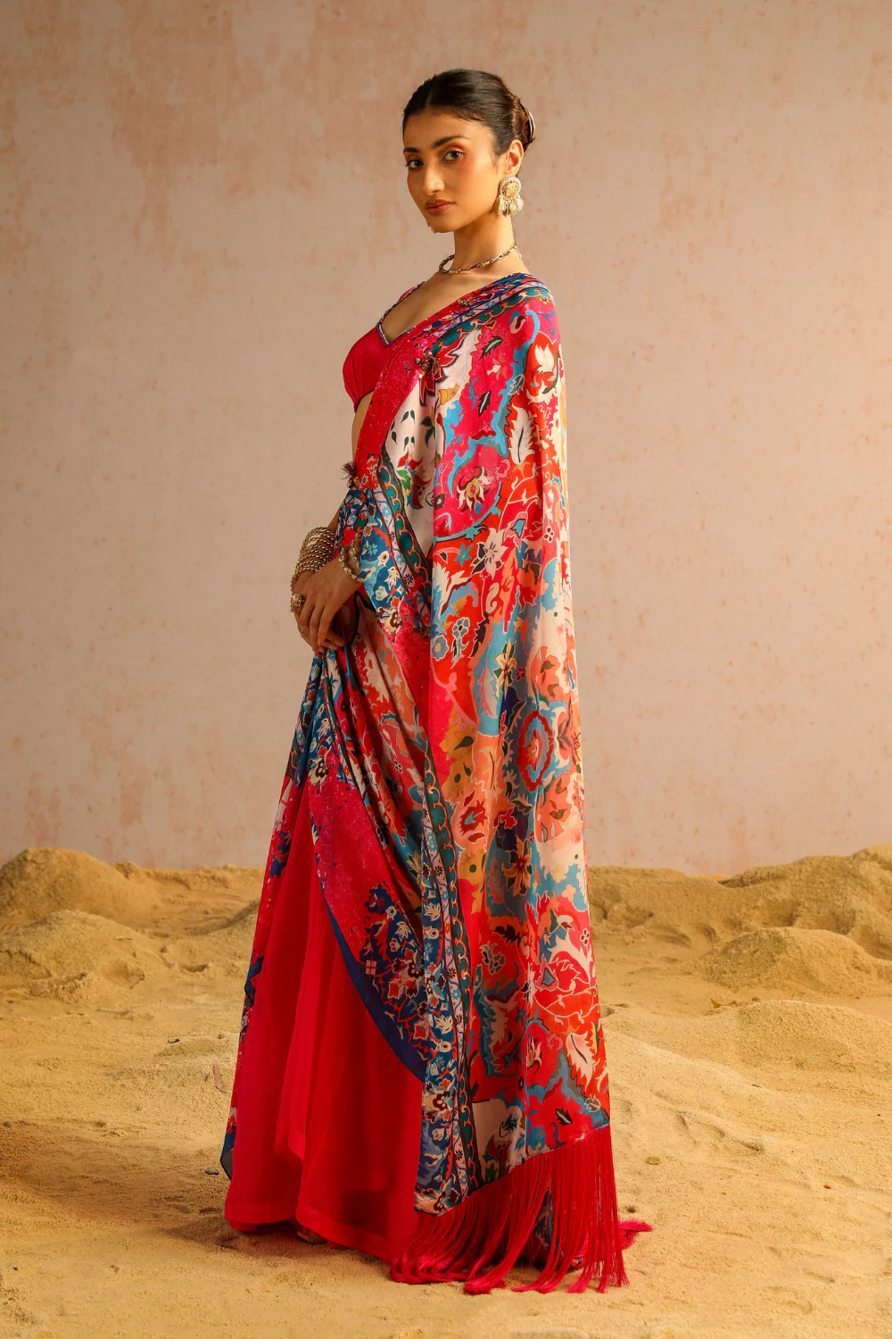 Hot pink draped saree with blouse - Image 3