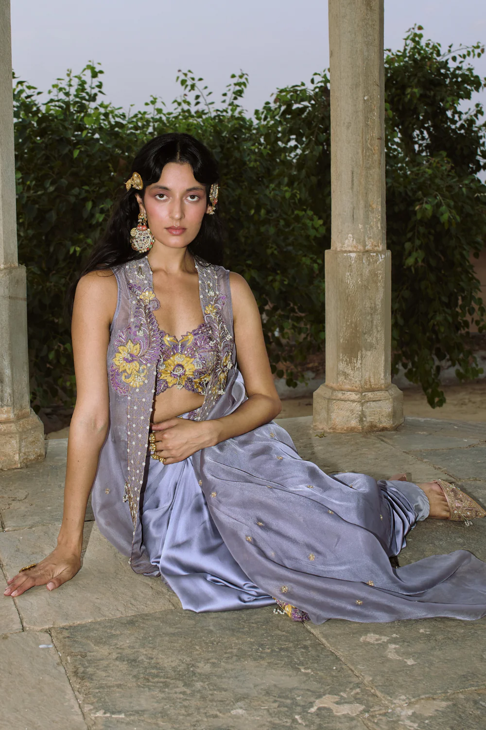 Lilac drape satin skirt set with organza cape - Image 4