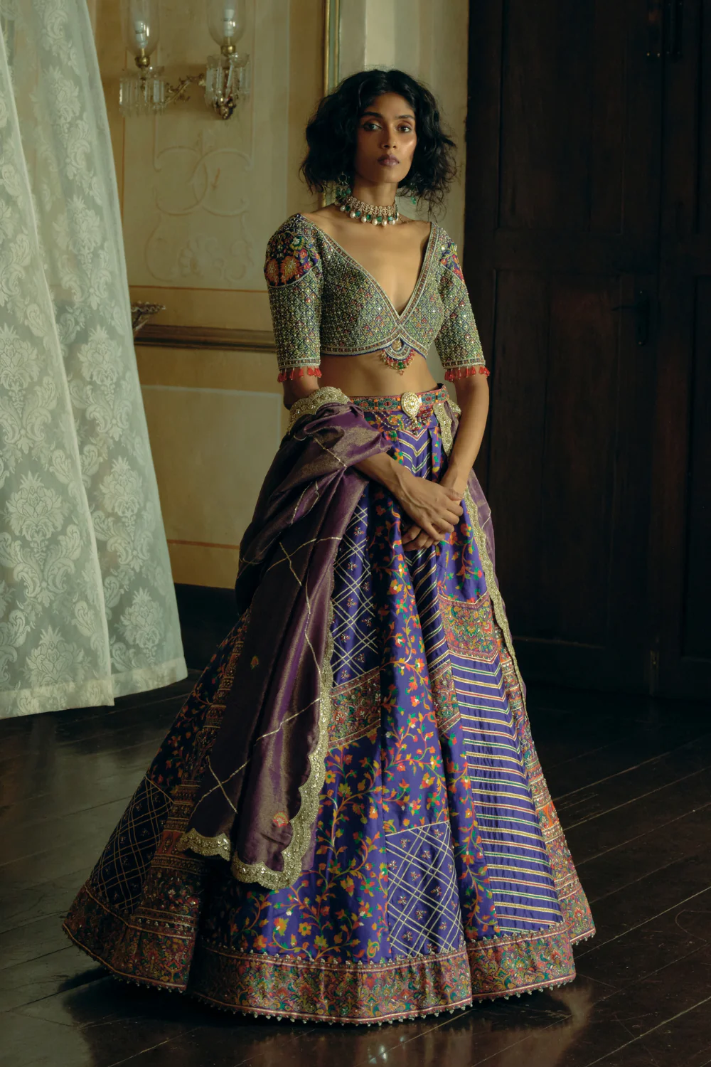 Purple jacquard silk banarasi lehnga set - Image 3